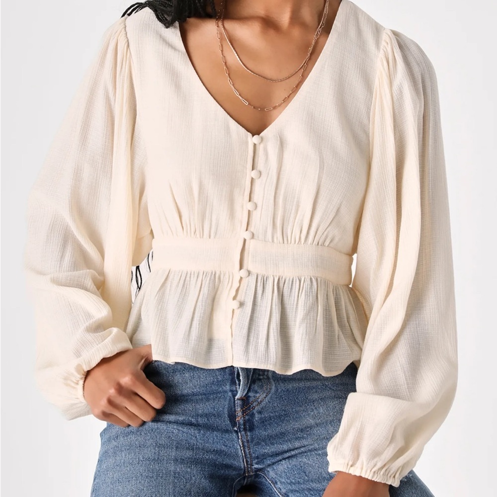 Lulus Daily Upgrade Cream Cropped Button-Front Long Sleeve Top